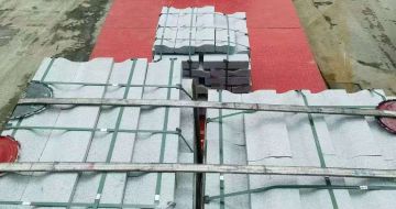 西宁 芝麻白仿形加直形路沿石出货日常