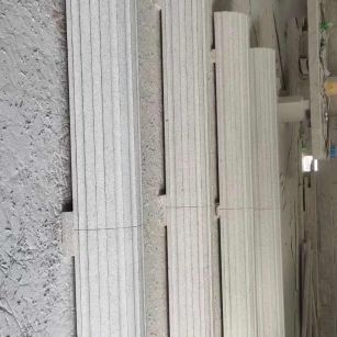 西宁 花岗岩厂家带你看白麻花岗岩门楼大柱柱皮