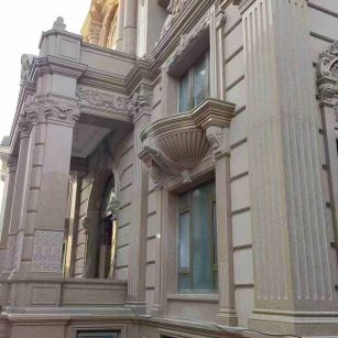 西宁 黄金麻花岗岩光面别墅外墙干挂施工完成