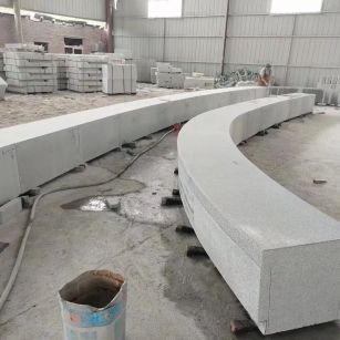 西宁芝麻白花岗岩石板材 园林光面弧形坐凳