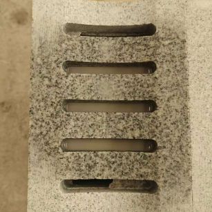 西宁 芝麻白拉丝面花岗岩U型开槽排水槽