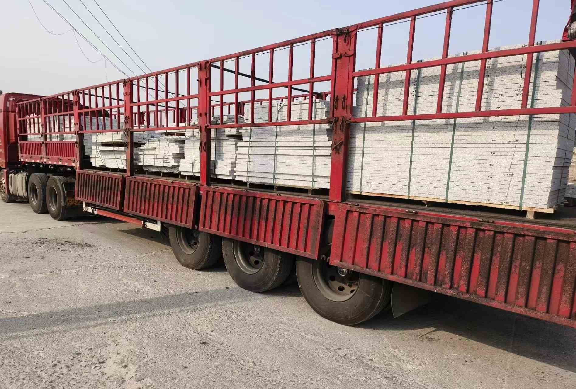 西宁 白麻荔枝面外墙干挂，工厂装车日常