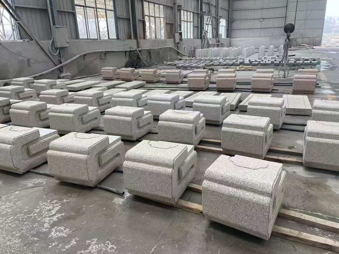 西宁 白麻花岗岩异形加工-石凳，坐凳