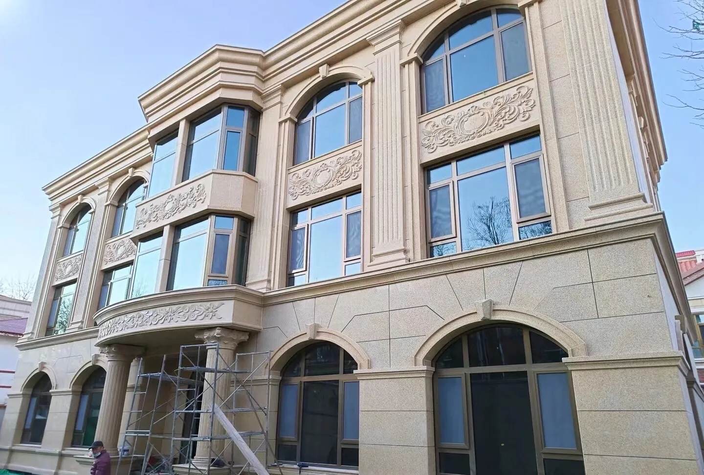 西宁 黄金麻花岗岩别墅外墙干挂