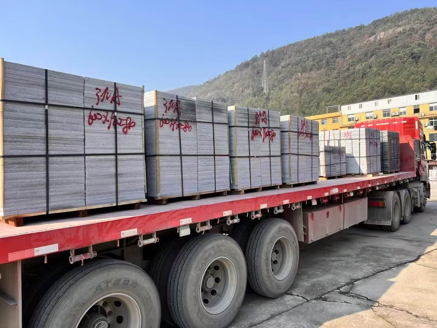 西宁 芝麻灰地铺石出货日常