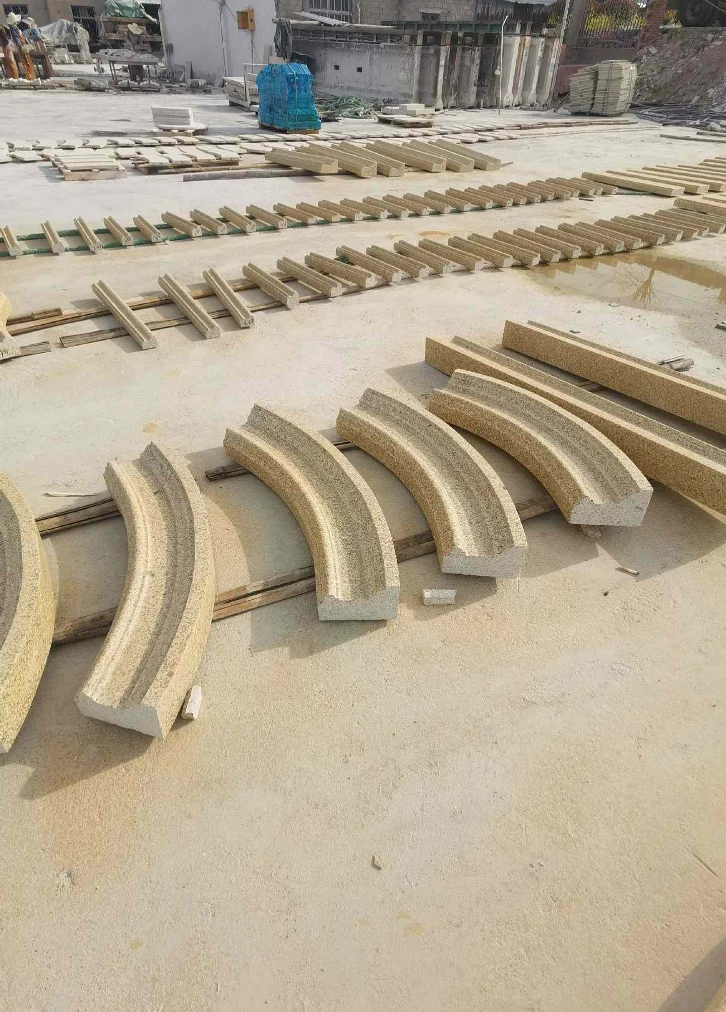 西宁 黄金麻花岗岩别墅线条