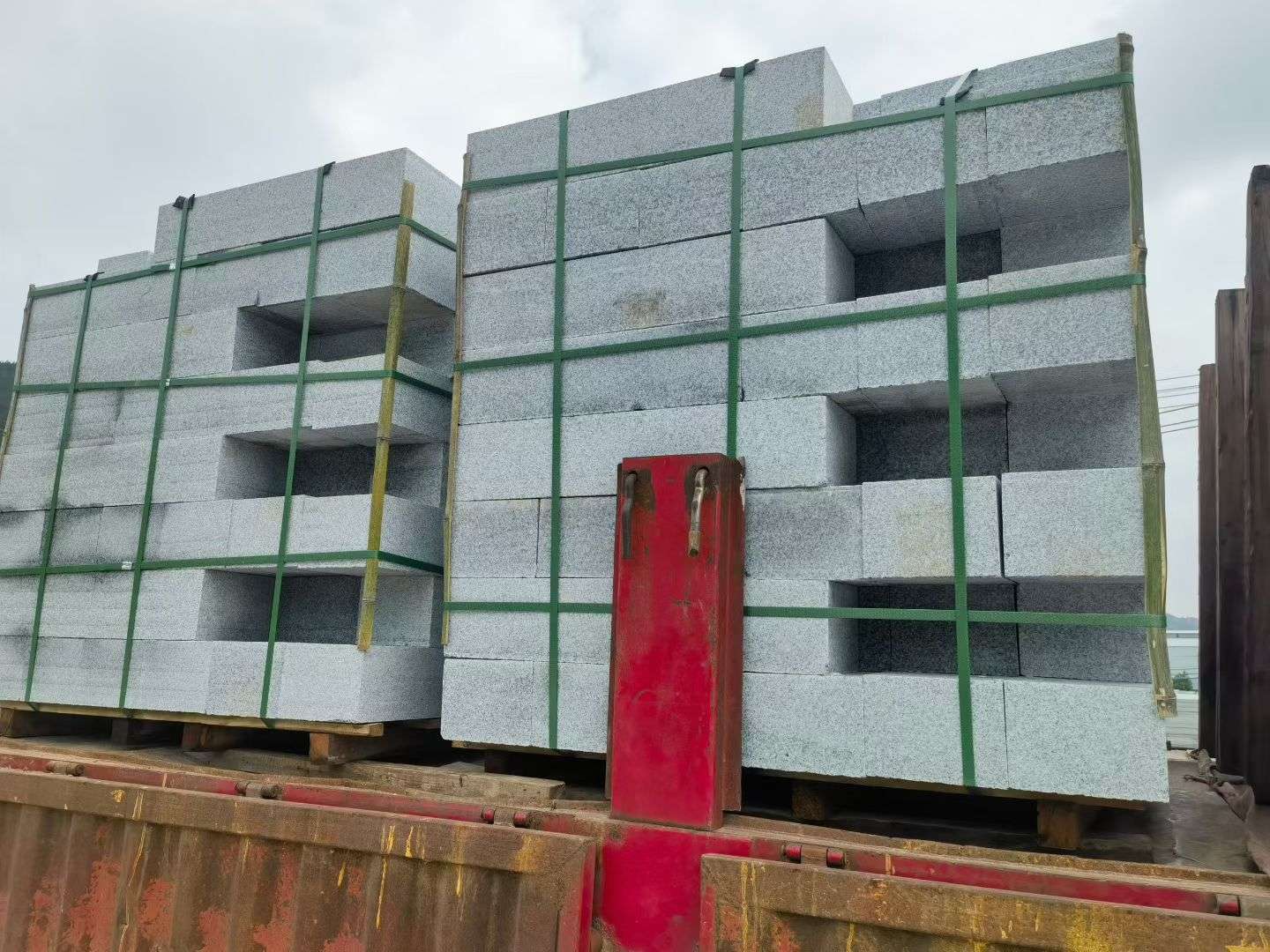 西宁 芝麻白花岗岩路沿石，平石，路侧石，马路牙子，路缘石，立缘石，平缘石等