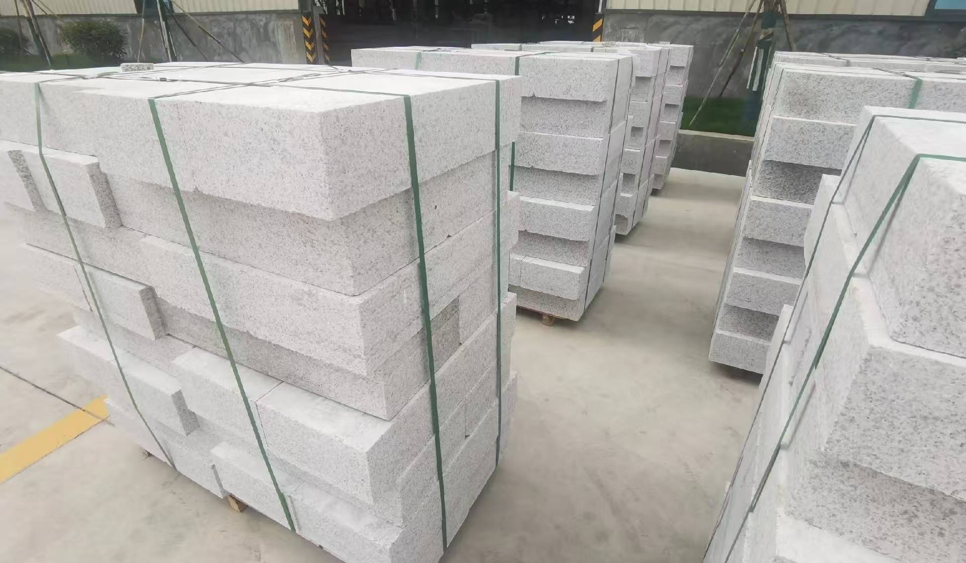 西宁 白麻花岗岩路沿石，立缘石，平缘石，路牙石，道牙石，马路牙子等